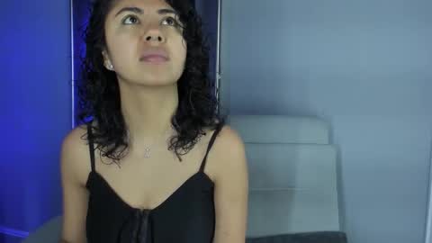 Snapshot of amarettho chatting on 11/21/25, 10:47 Emily online show from 11/21/25, 10:47