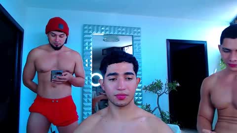 Husain junior lian dante and mask online show from 02/01/25, 04:33