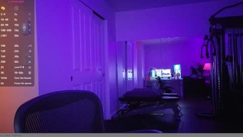 Snapshot of amateuroras chatting on 01/17/26, 04:17 leash online show from 01/17/26, 04:17
