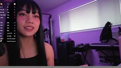 Snapshot of amateuroras chatting on 03/13/26, 01:23 leash online show from 03/13/26, 01:23