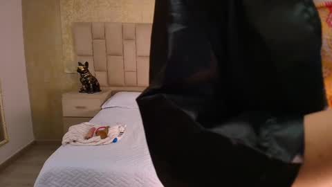 Snapshot of amatiistalux chatting on 03/07/25, 02:56 Amatista online show from 03/07/25, 02:56