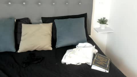 AMATISTA online show from 12/12/24, 02:48