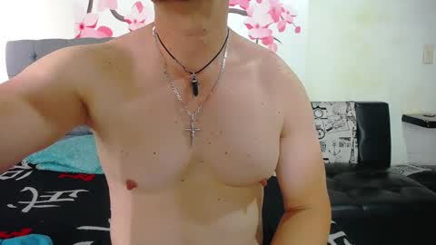 Snapshot of amaya_627 chatting on 01/12/25, 03:25 AMAYA online show from 01/12/25, 03:25