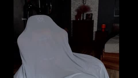 Malina online show from 02/04/25, 03:04