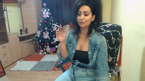 Snapshot of amazinerika chatting on 12/31/24, 09:50 Amazinerika online show from 12/31/24, 09:50