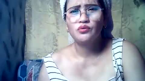 Snapshot of amazing_angel22 chatting on 10/26/25, 02:50 amazing angel online show from 10/26/25, 02:50