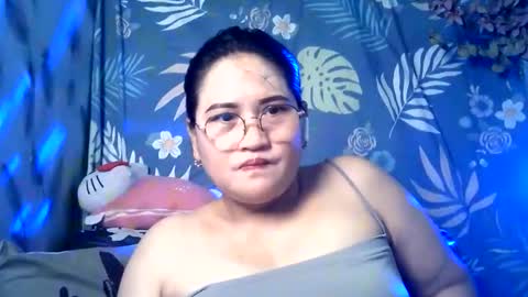 amazing angel online show from 05/10/26, 12:49