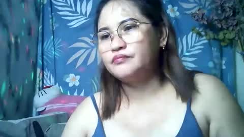 amazing angel online show from 05/10/26, 11:43