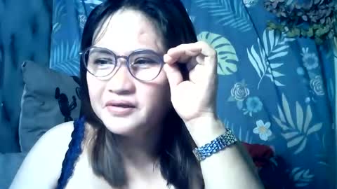 amazing angel online show from 06/16/26, 01:41