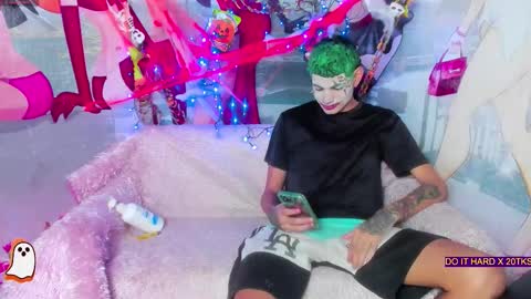 Snapshot of amazing_group_hot69 chatting on 10/31/25, 07:59 Gaby online show from 10/31/25, 07:59