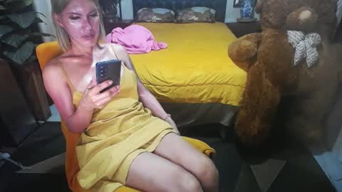 Snapshot of amazingbombshellx chatting on 01/26/25, 02:19 kendra online show from 01/26/25, 02:19