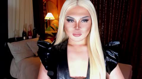 MISS JAZMINE QUEEN OF HELLFIRE online show from 01/25/25, 12:26