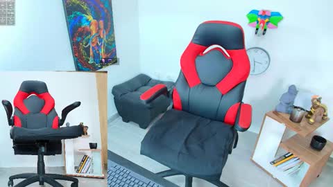 Snapshot of amba_rosee1 chatting on 09/25/25, 12:42 AMBAR online show from 09/25/25, 12:42