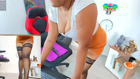 Snapshot of amba_rosee1 chatting on 09/29/25, 09:41 AMBAR online show from 09/29/25, 09:41