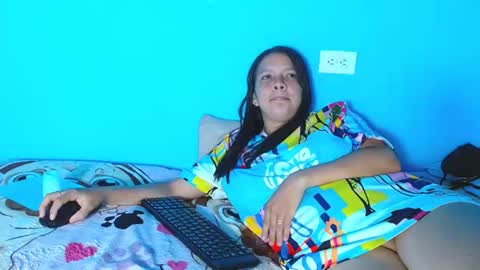 Snapshot of ambar69noir chatting on 06/14/26, 02:24 HAMBAR online show from 06/14/26, 02:24