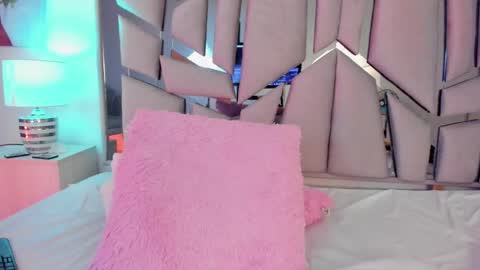  online show from 12/23/24, 12:57