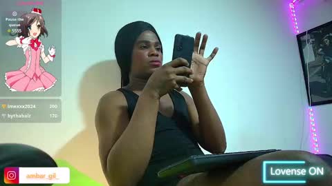 ambar gil  online show from 01/14/25, 06:28
