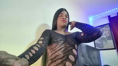 ambar gil  online show from 02/02/25, 07:04