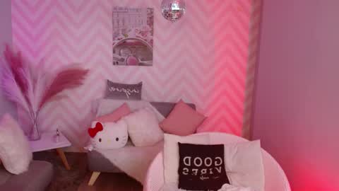 Snapshot of ambar_lanie chatting on 03/28/26, 08:41 Ambar online show from 03/28/26, 08:41