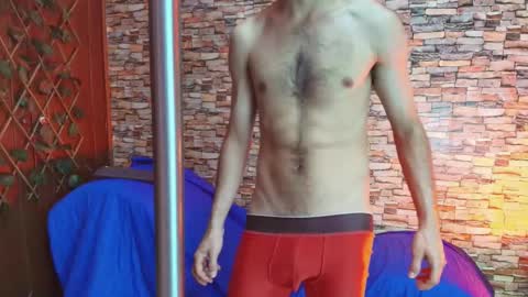 Snapshot of ambar_mds chatting on 09/27/25, 03:06 Sebas online show from 09/27/25, 03:06