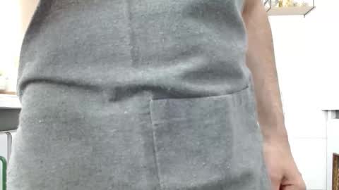 Snapshot of ambar_mds chatting on 10/01/25, 02:23 Sebas online show from 10/01/25, 02:23