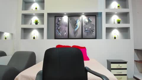 Ambar  online show from 12/23/24, 01:13