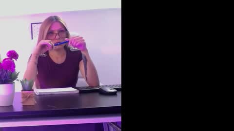 ambar_velle online show from 09/11/25, 05:35