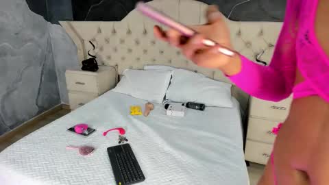 Ambar online show from 09/23/25, 06:49