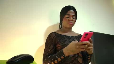 ambargil__ online show from 01/18/25, 10:06