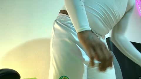 ambargil__ online show from 01/29/25, 06:39