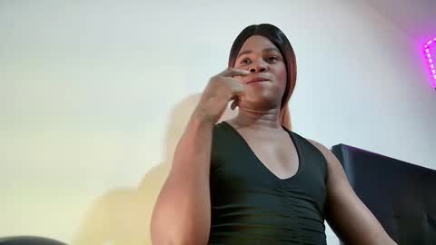 ambargil__ online show from 01/30/25, 06:54