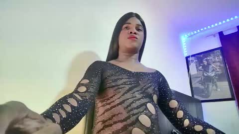 ambargil__ online show from 02/02/25, 07:04