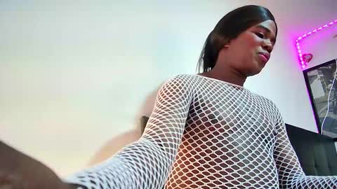 ambargil__ online show from 03/06/25, 02:18