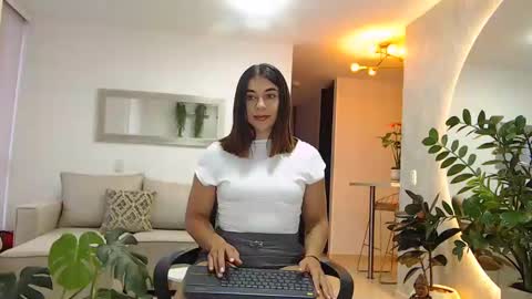 Ambar online show from 01/26/25, 10:57