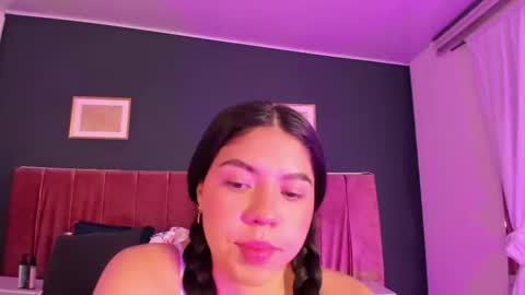 Snapshot of ambarina_ chatting on 02/07/26, 11:25 Ambarina online show from 02/07/26, 11:25