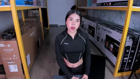Snapshot of ambarina_ chatting on 04/07/26, 11:21 Ambarina online show from 04/07/26, 11:21