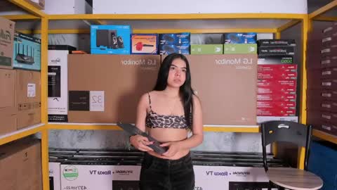 Snapshot of ambarina_ chatting on 05/16/26, 11:31 Ambarina online show from 05/16/26, 11:31