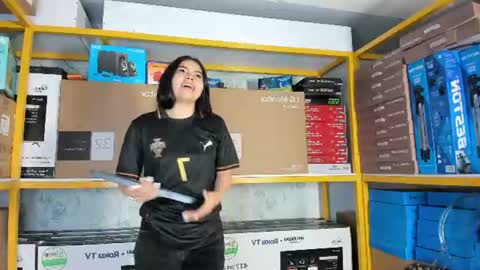 Snapshot of ambarina_ chatting on 06/12/26, 11:31 Ambarina online show from 06/12/26, 11:31