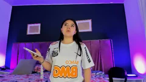 Snapshot of ambarina_ chatting on 06/13/26, 11:41 Ambarina online show from 06/13/26, 11:41