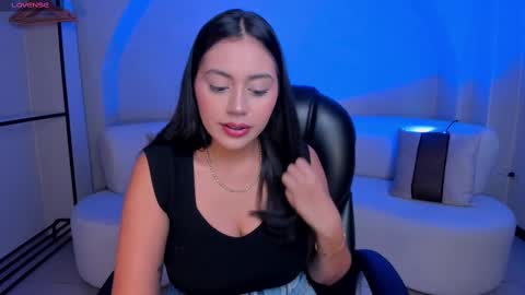 Ambar  online show from 10/04/25, 12:03