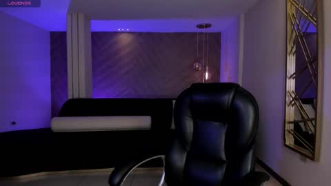 Ambar  online show from 12/02/25, 11:48