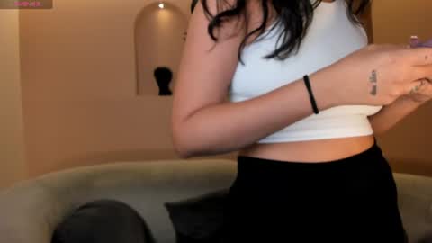 Ambar  online show from 06/20/26, 10:51