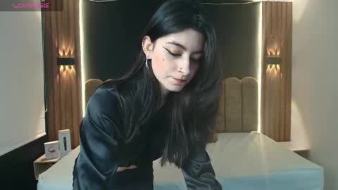 Snapshot of ambarlee_ chatting on 03/19/26, 12:09 AMBAR LEE online show from 03/19/26, 12:09