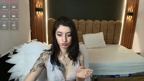 Snapshot of ambarlee_ chatting on 04/08/26, 12:16 AMBAR LEE online show from 04/08/26, 12:16