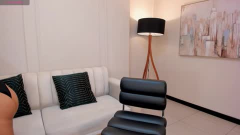 Snapshot of ambarowens chatting on 12/04/25, 03:49 ambarowens online show from 12/04/25, 03:49