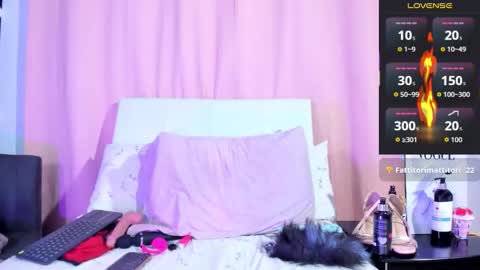 Snapshot of ambarr_stone chatting on 11/17/25, 11:16 Ambar online show from 11/17/25, 11:16