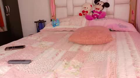 Snapshot of ambarrossi_ chatting on 05/31/26, 06:09 online show from 05/31/26, 06:09
