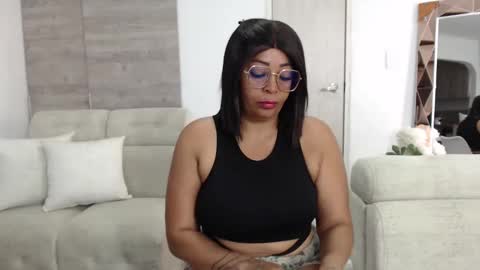 Snapshot of ambarsofhia chatting on 12/03/25, 08:29 Amber Sofhia online show from 12/03/25, 08:29