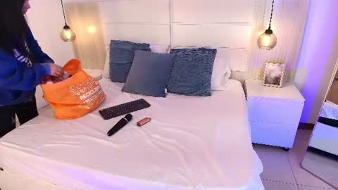 Amber online show from 07/29/26, 09:35