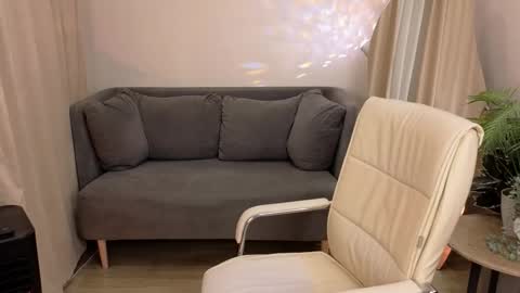 Snapshot of amber__lust__ chatting on 10/06/25, 02:03 Alice online show from 10/06/25, 02:03